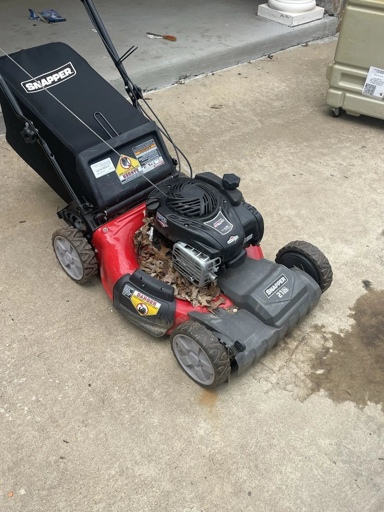 Red Snapper Gas Powered Lawn Mower w Grass Bag Engine Not Running