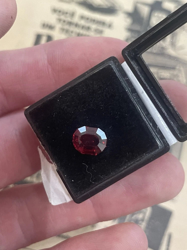 100% Natural 2.36ct 8.5x6.8mm Red Garnet Mozambique Custom Cut Unusual Shape